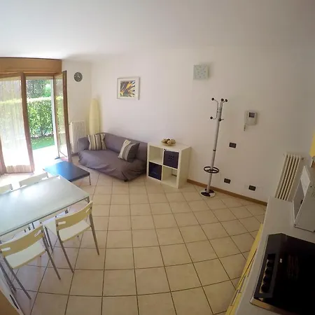 Casa Vacanze Polaresco Apartamento